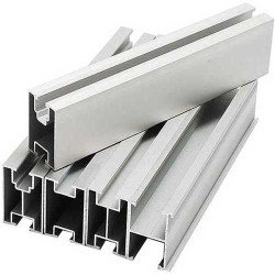 Aluminium-FRP-Gittertragbalken